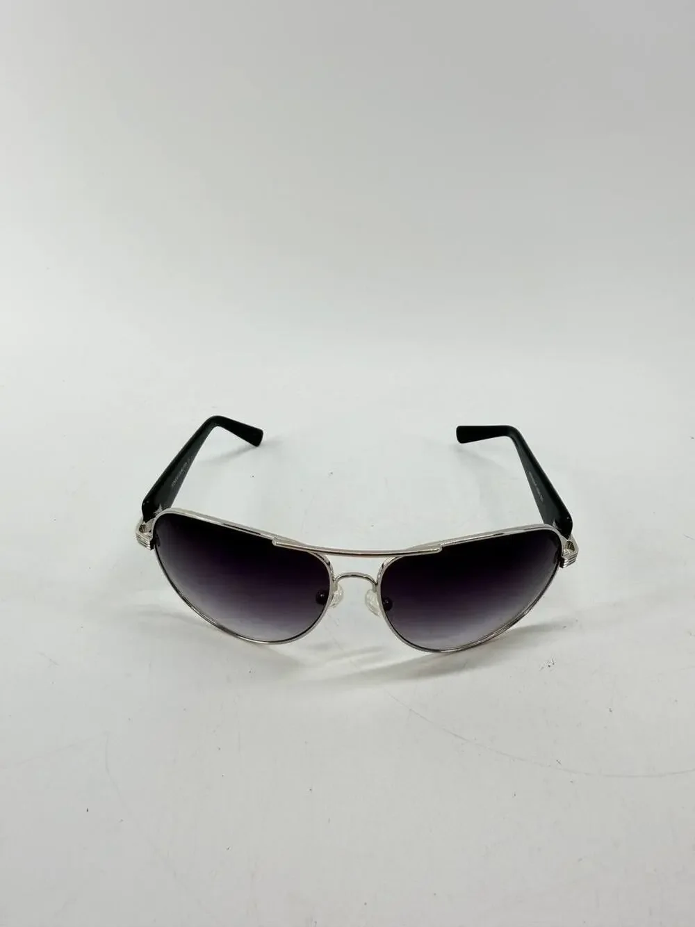 Vince Camuto Women's Aviator Sunglasses Silver Frame Gray Gradient Lenses VC548